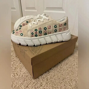 NWT/ New in box; Free People Catch Me If You Can Sneaker